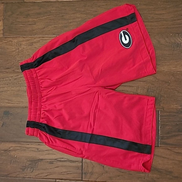 GA Bulldogs athletic shorts size Medium (12-14) - Picture 1 of 4